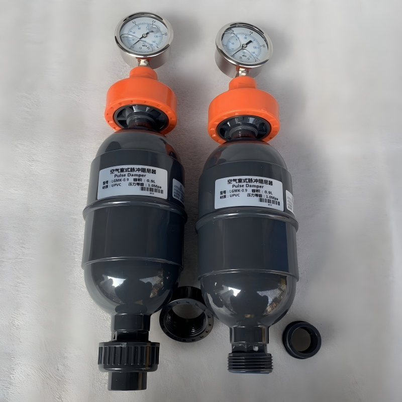 LGMK-0.9带隔膜压力表空气室式脉冲阻尼器